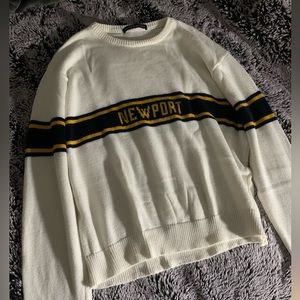 🪐 Newport Brandy Melville Sweater